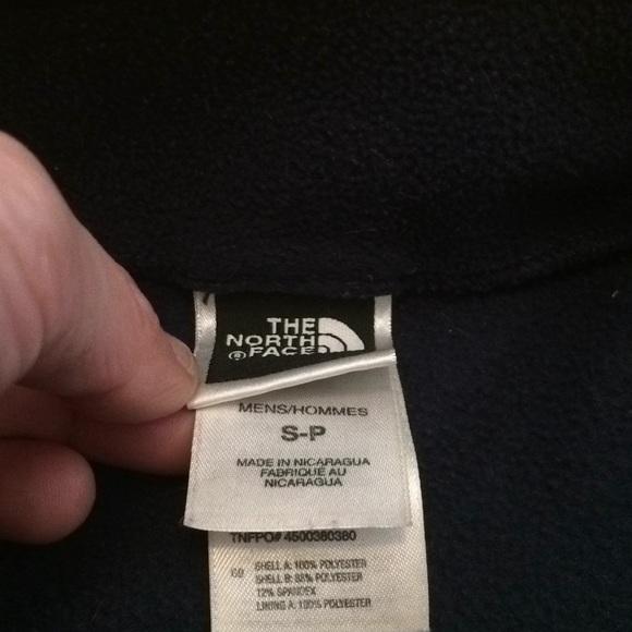 the North Face Men fleece pullover - Picture 3 of 4